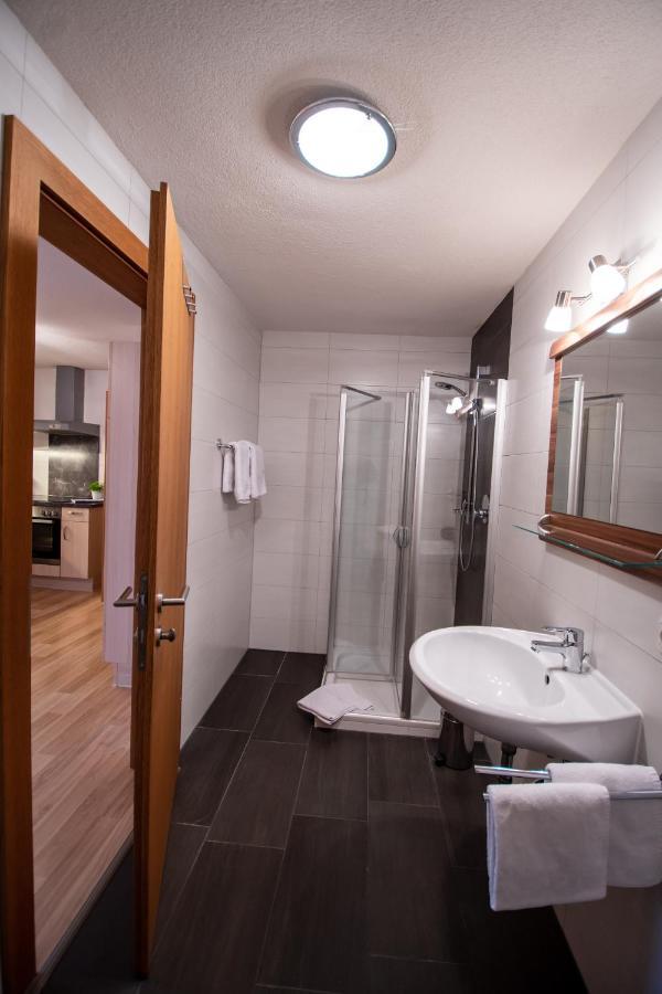 Haus Raggl Appartement Landeck Buitenkant foto